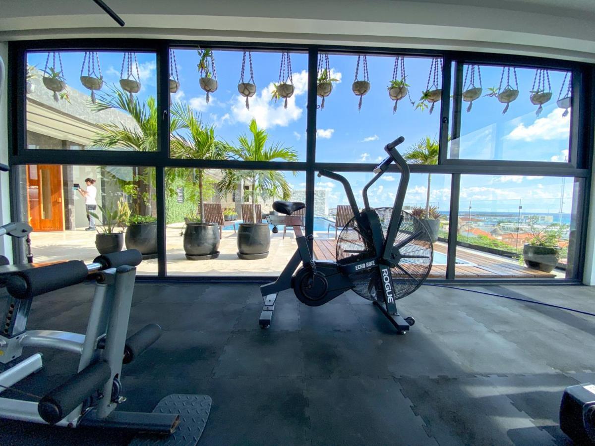 Excellent Location With Roof Gym At 300m Playa del Carmen